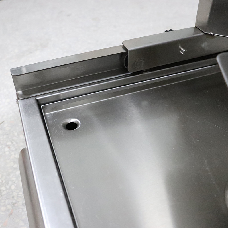 ماكينة شواء شاورما تجارية من الفولاذ المقاوم للصدأ تعمل بالغاز الطبيعي/غاز البترول المسال