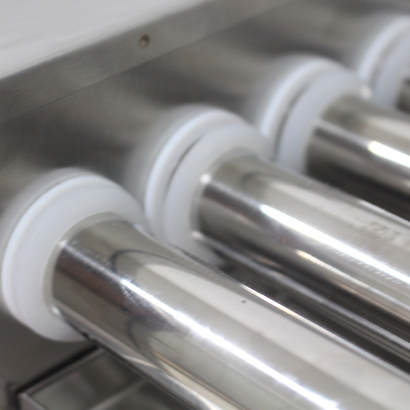 آلة طهي النقانق الكهربائية المصنوعة من الفولاذ المقاوم للصدأ