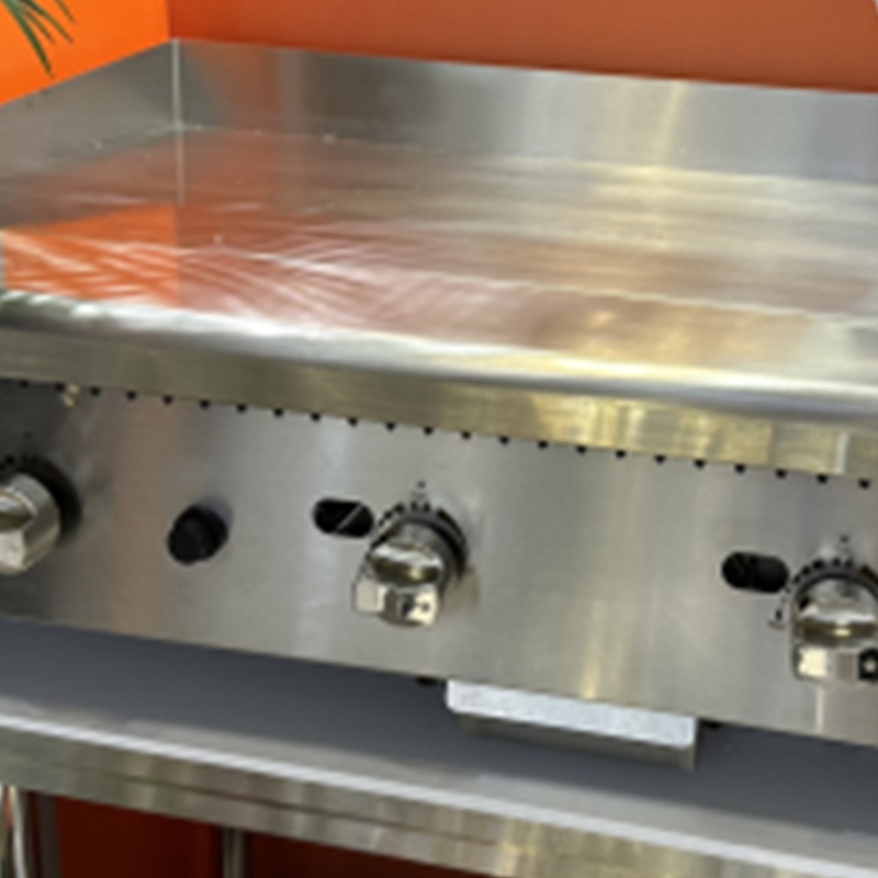 شواية تجارية من الفولاذ المقاوم للصدأ تعمل بالغاز الطبيعي/غاز البترول المسال مع واقي من اللهب