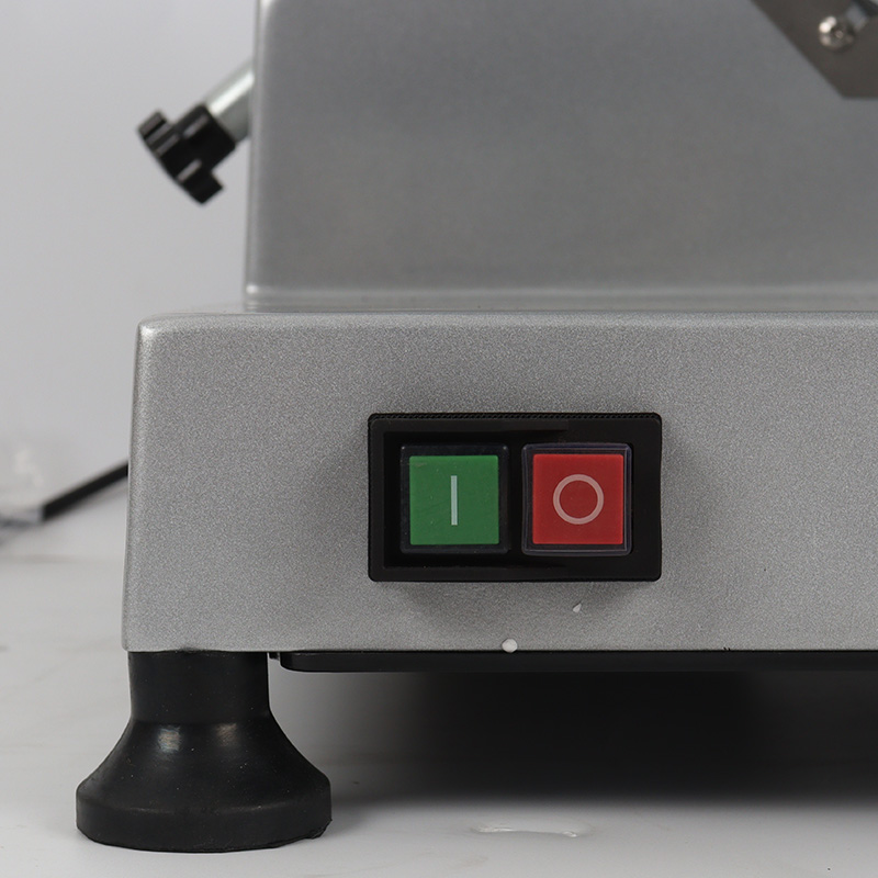 آلة تقطيع اللحوم للمطاعم التجارية من سبائك الألومنيوم المصبوبة والجسم مطلية بالفولاذ المقاوم للصدأ