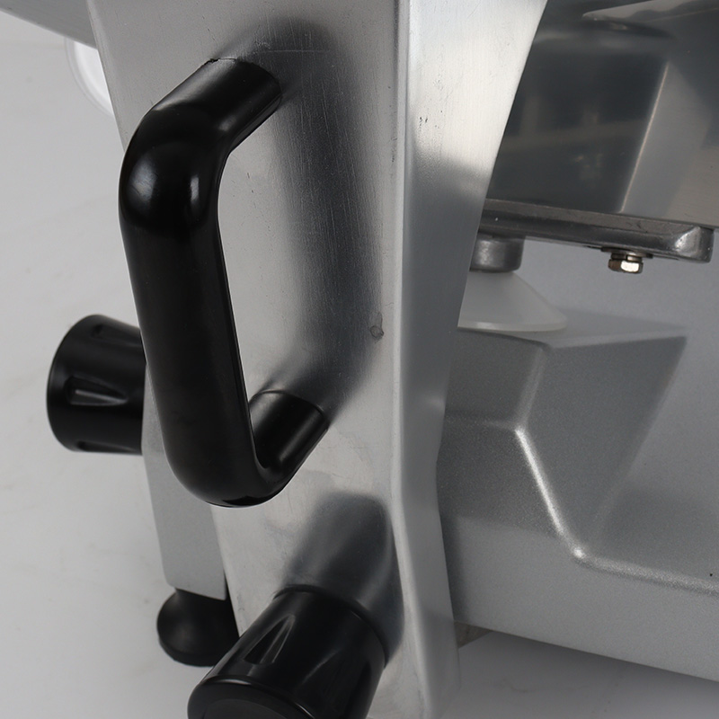 آلة تقطيع اللحوم للمطاعم التجارية من سبائك الألومنيوم المصبوبة والجسم مطلية بالفولاذ المقاوم للصدأ