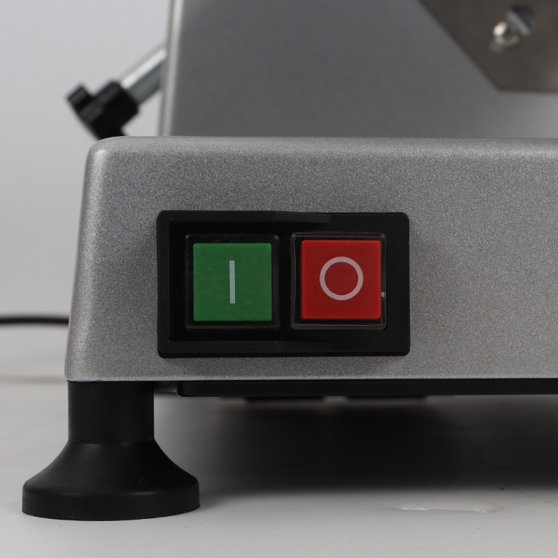 آلة تقطيع اللحوم للمطاعم التجارية من سبائك الألومنيوم المصبوبة والجسم مطلية بالفولاذ المقاوم للصدأ